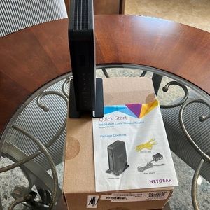 NetGear N600 Wifi Cable Modem Router Used in good working condition